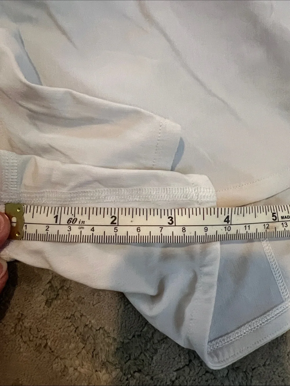 lululemon White Hotty Hot Athletic Shorts, Size 4